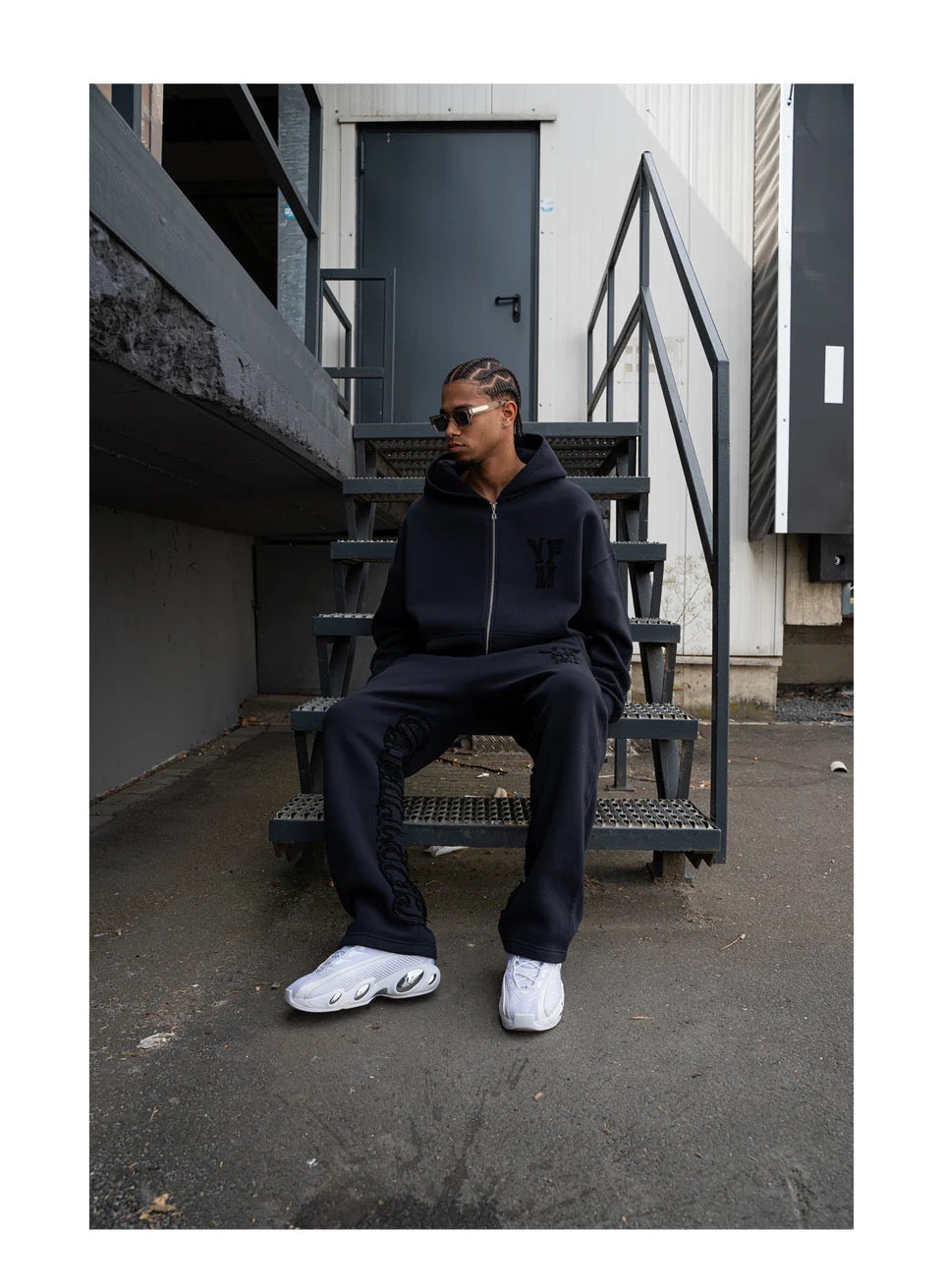 Young Fashion Minds | Zip up Tracksuit